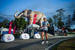 BIB: 
                            <button type="button" onclick="openModal(26541574)" class="btn btn-primary btn-sm float-right btn-popup" data-toggle="modal" data-target=".modal-high-quality">
                        <i class="fas fa-shopping-cart"></i> Add to Cart
                    </button>
                                            <button type="button" onclick="isThisMe(26541574, true)" class="btn btn-success btn-sm float-right btn-popup btn-isme hidden" data-toggle="tooltip" data-placement="bottom" title="นี่คือรูปของคุณใช่ไหม คลิกที่นี่เพื่อเอาเข้าอัลบั้ม">
                        <i class="fas fa-plus"></i> Add to album
                    </button>
                    <button type="button" onclick="isThisMe(26541574, false)" class="btn btn-warning btn-sm float-right btn-popup btn-isnotme hidden">
                        <i class="fas fa-ban"></i> Remove from album
                    </button>